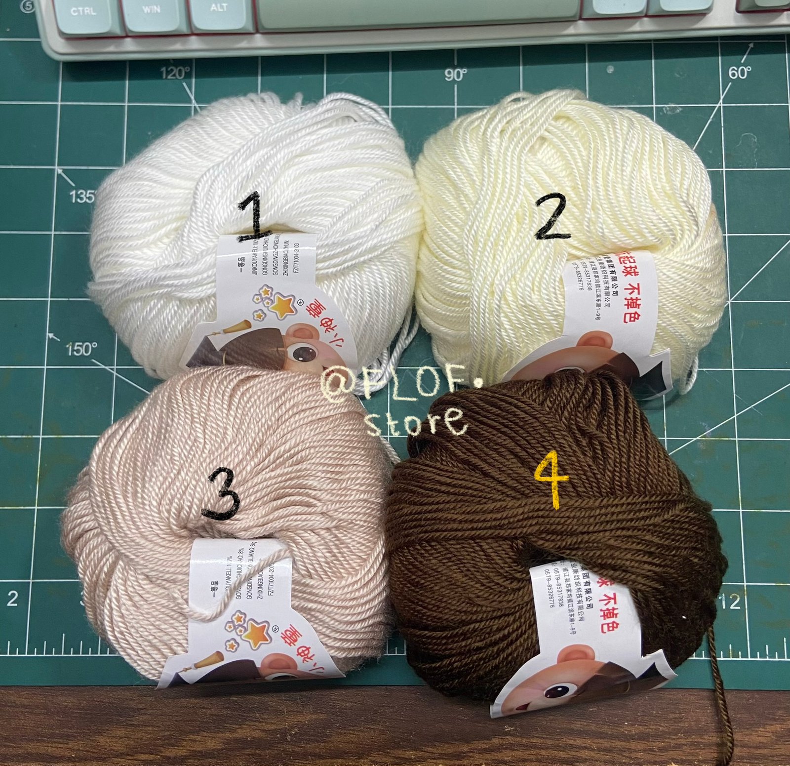 Acrylic yarn